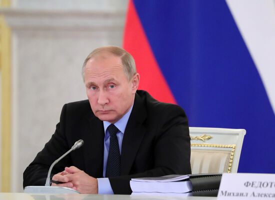 President Vladimir Putin meets with members of Presidential Council for Civil Society and Human Rights