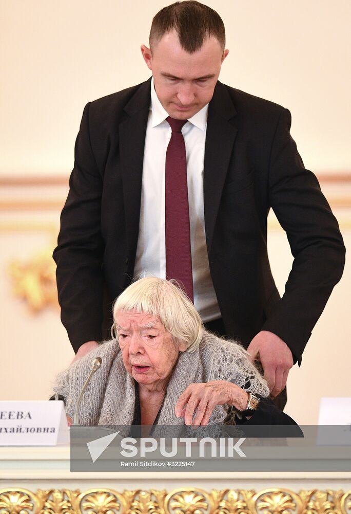 President Vladimir Putin meets with members of Presidential Council for Civil Society and Human Rights