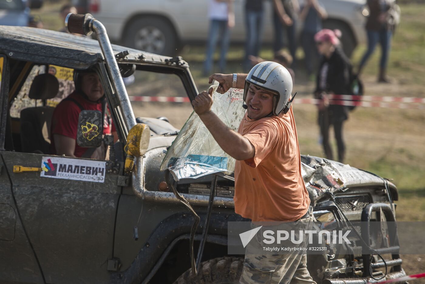 Kyrgyzstan hosts SUV race