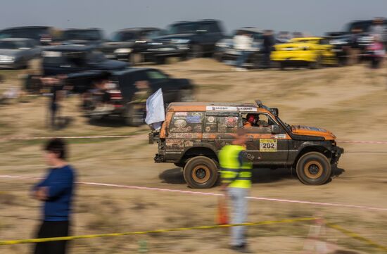 Kyrgyzstan hosts SUV race