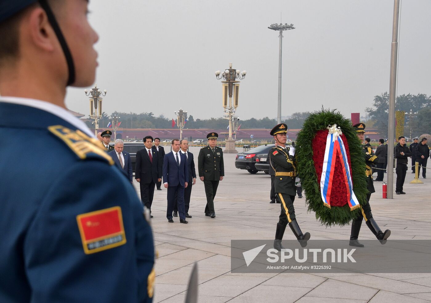 Russian PM Dmitry Medvedev visits People's Republic of China