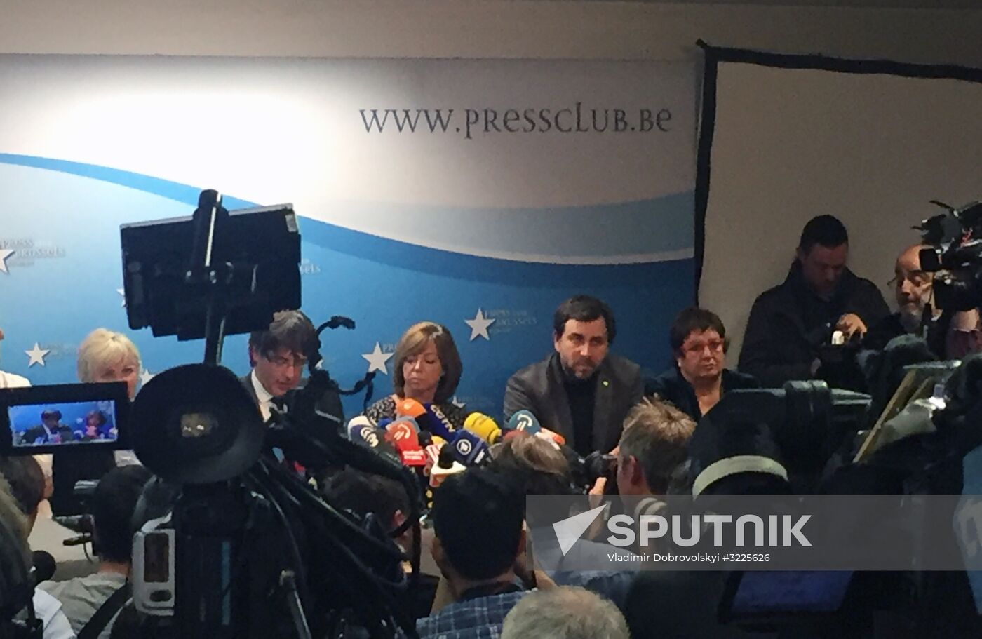 Carles Puigdemont gives news conference in Brussels