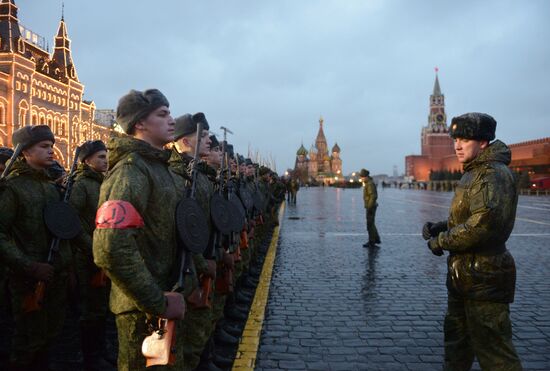 Rehearsal of march to mark 76th anniversary of 1941 parade