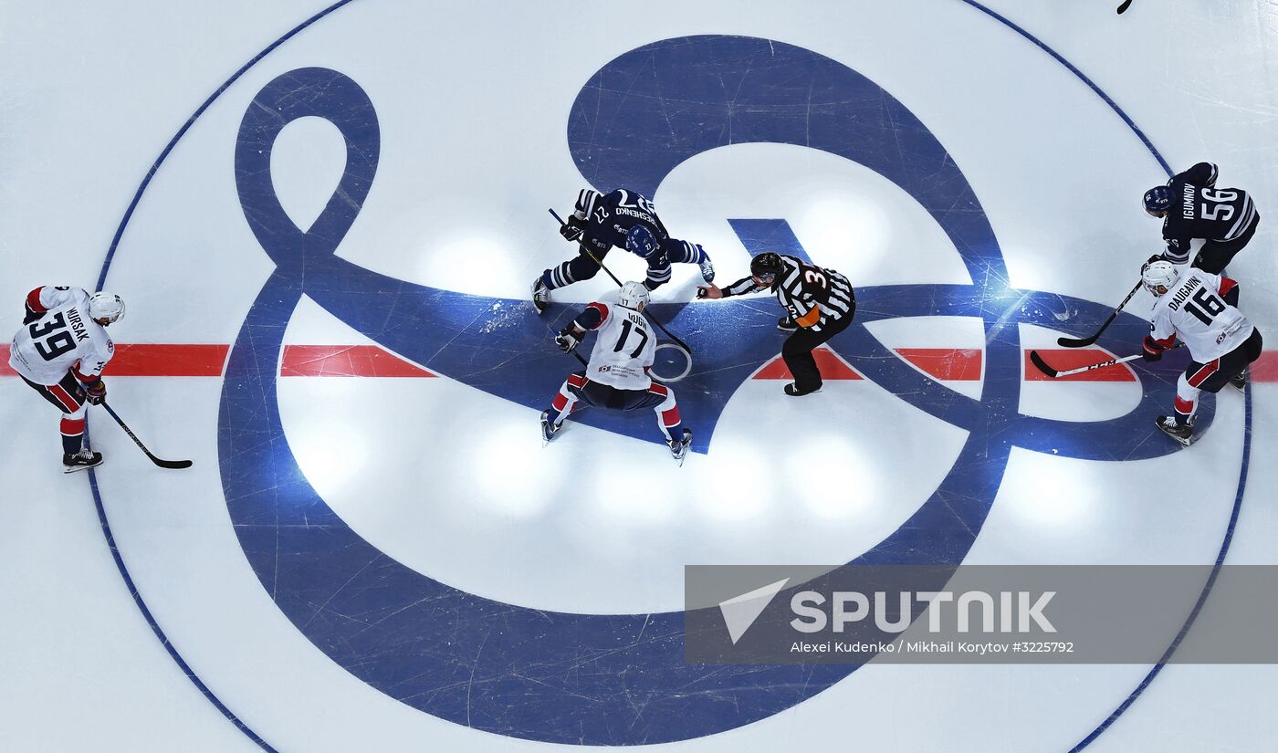 Ice hockey. KHL. Dynamo vs. Torpedo