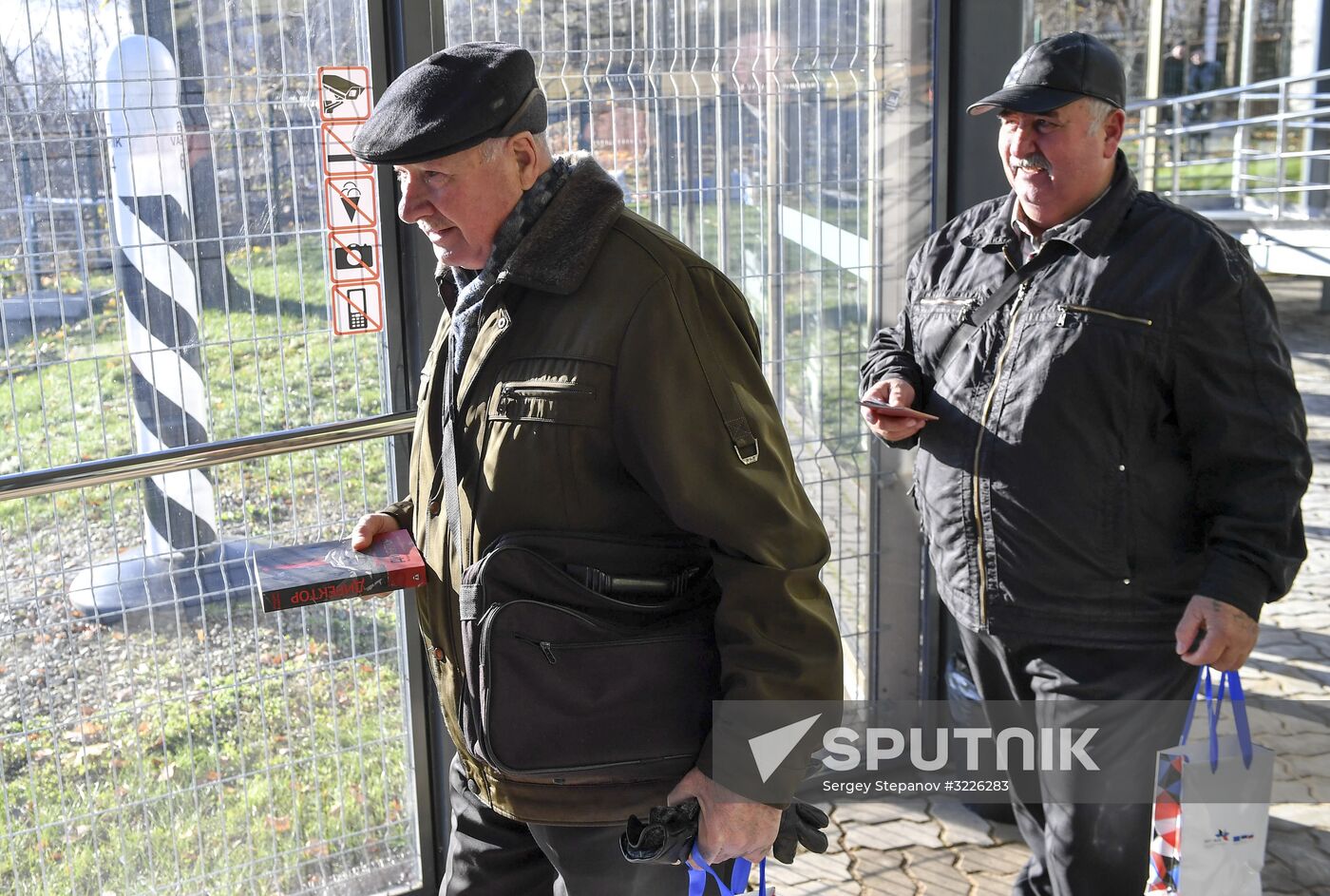 Narva 2 pedestrian checkpoint opens at Russian-Estonian border