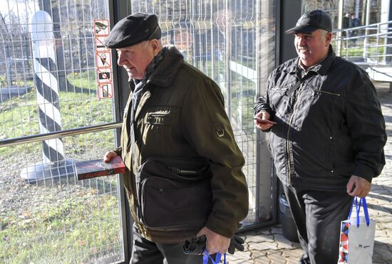 Narva 2 pedestrian checkpoint opens at Russian-Estonian border