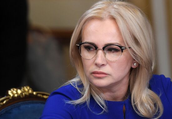 Meeting on blocking RT and Sputnik advertising accounts on Twitter