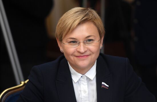 Meeting on blocking RT and Sputnik advertising accounts on Twitter