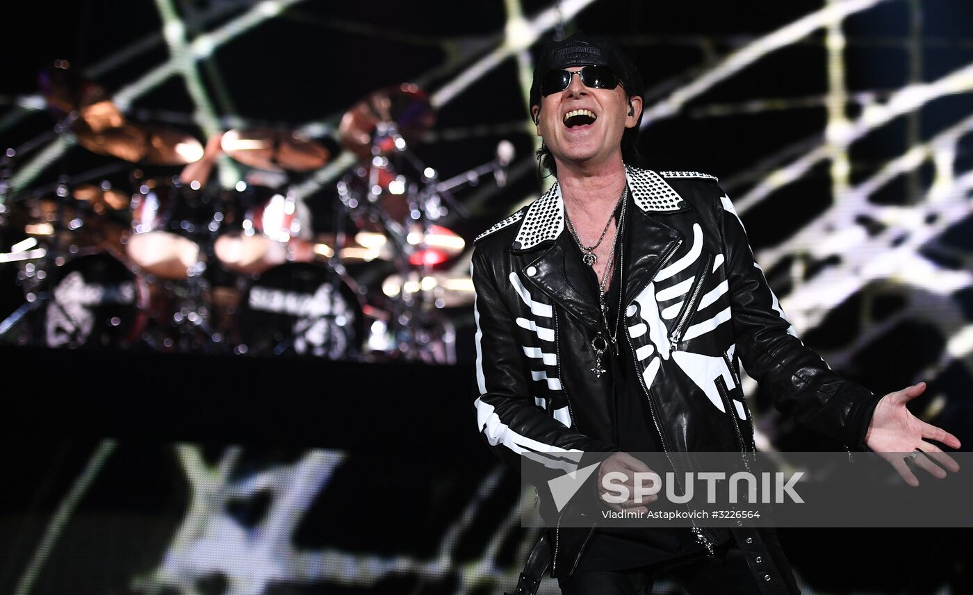 Scorpions holds concert