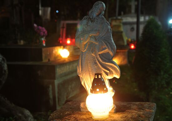 All Souls' Day marked at Lychakovskoye cemetery in Lviv
