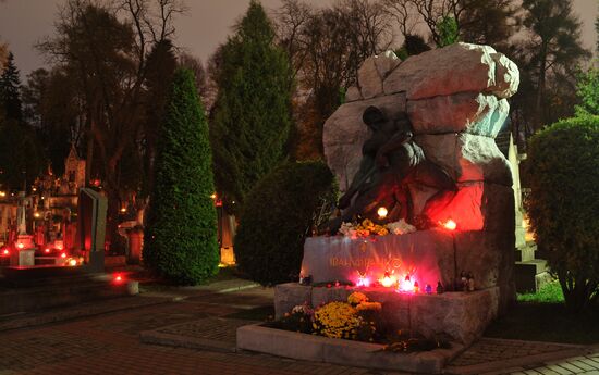 All Souls' Day marked at Lychakovskoye cemetery in Lviv