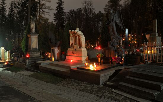 All Souls' Day marked at Lychakovskoye cemetery in Lviv