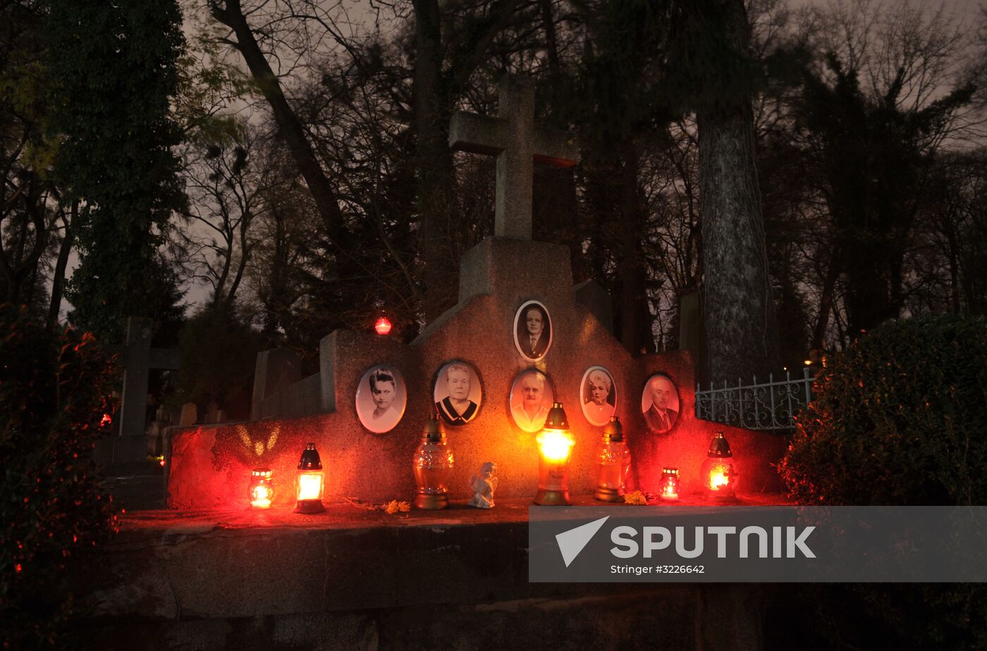 All Souls' Day marked at Lychakovskoye cemetery in Lviv