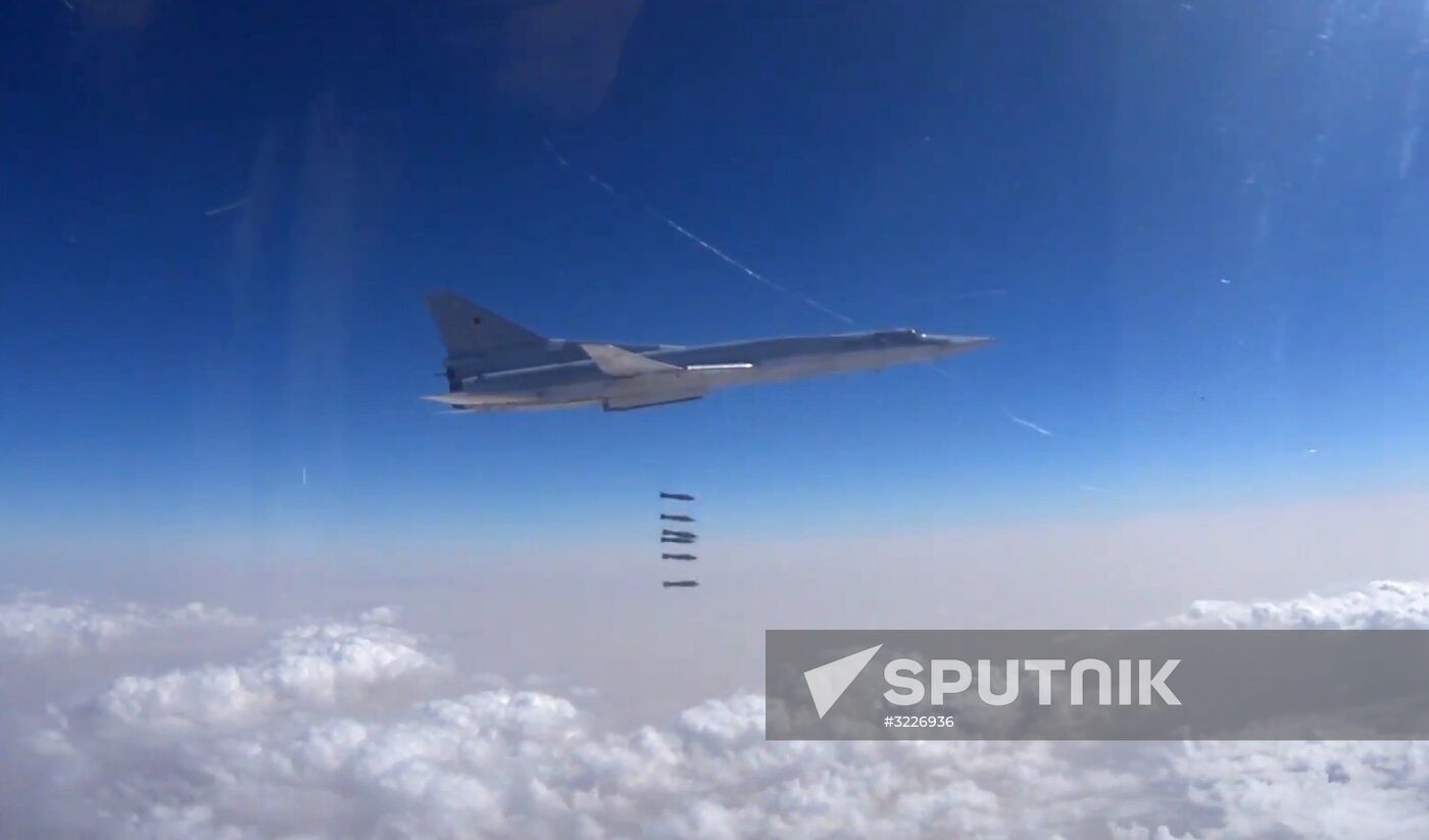 Tu-22M3 bombers hit terrorist targets in Deir ez-Zor Province