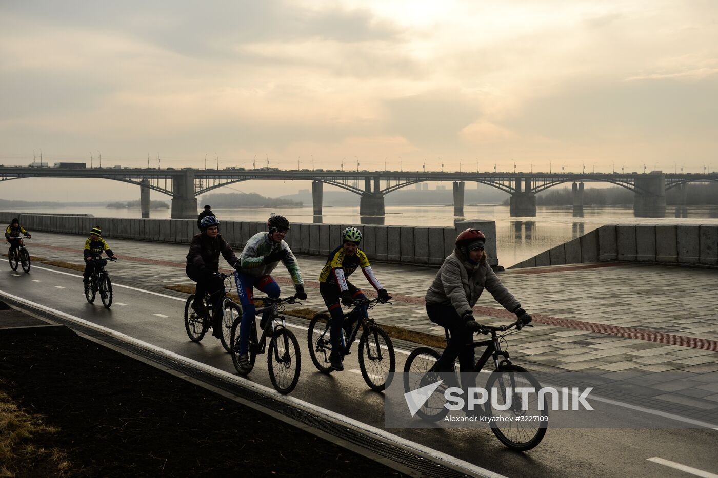 Mikhailovskaya Embankment re-opens in Novosibirsk