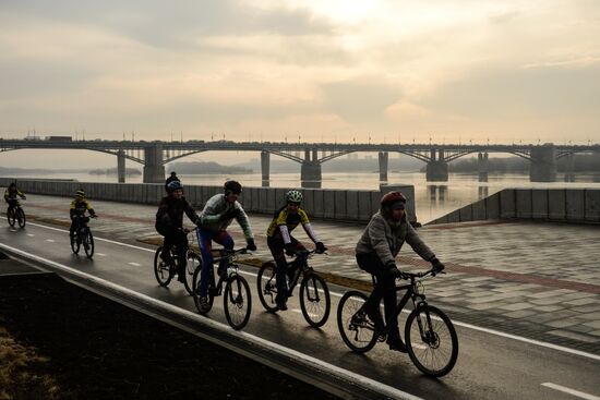 Mikhailovskaya Embankment re-opens in Novosibirsk