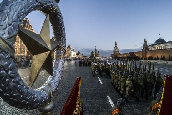 Rehearsal of march devoted to 76th anniversary of military parade on November 7, 1941