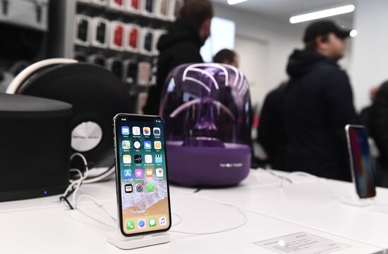 iPhone X goes on sale in Russia