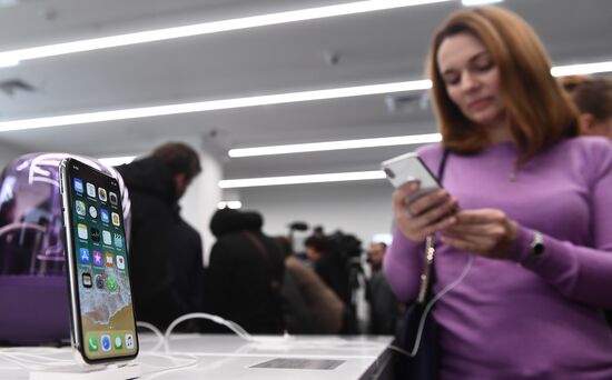 iPhone X goes on sale in Russia