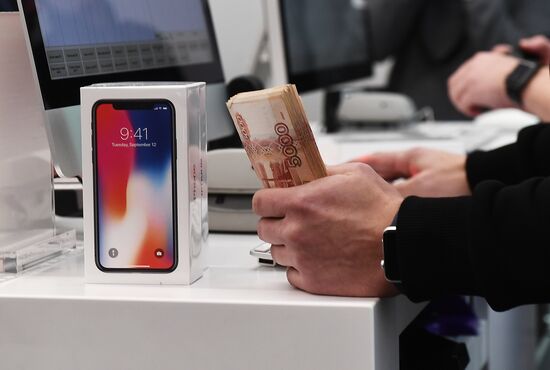 iPhone X goes on sale in Russia