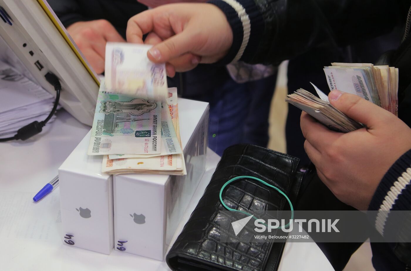 iPhone X goes on sale in Russia