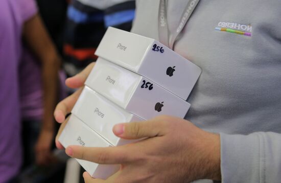 iPhone X goes on sale in Russia