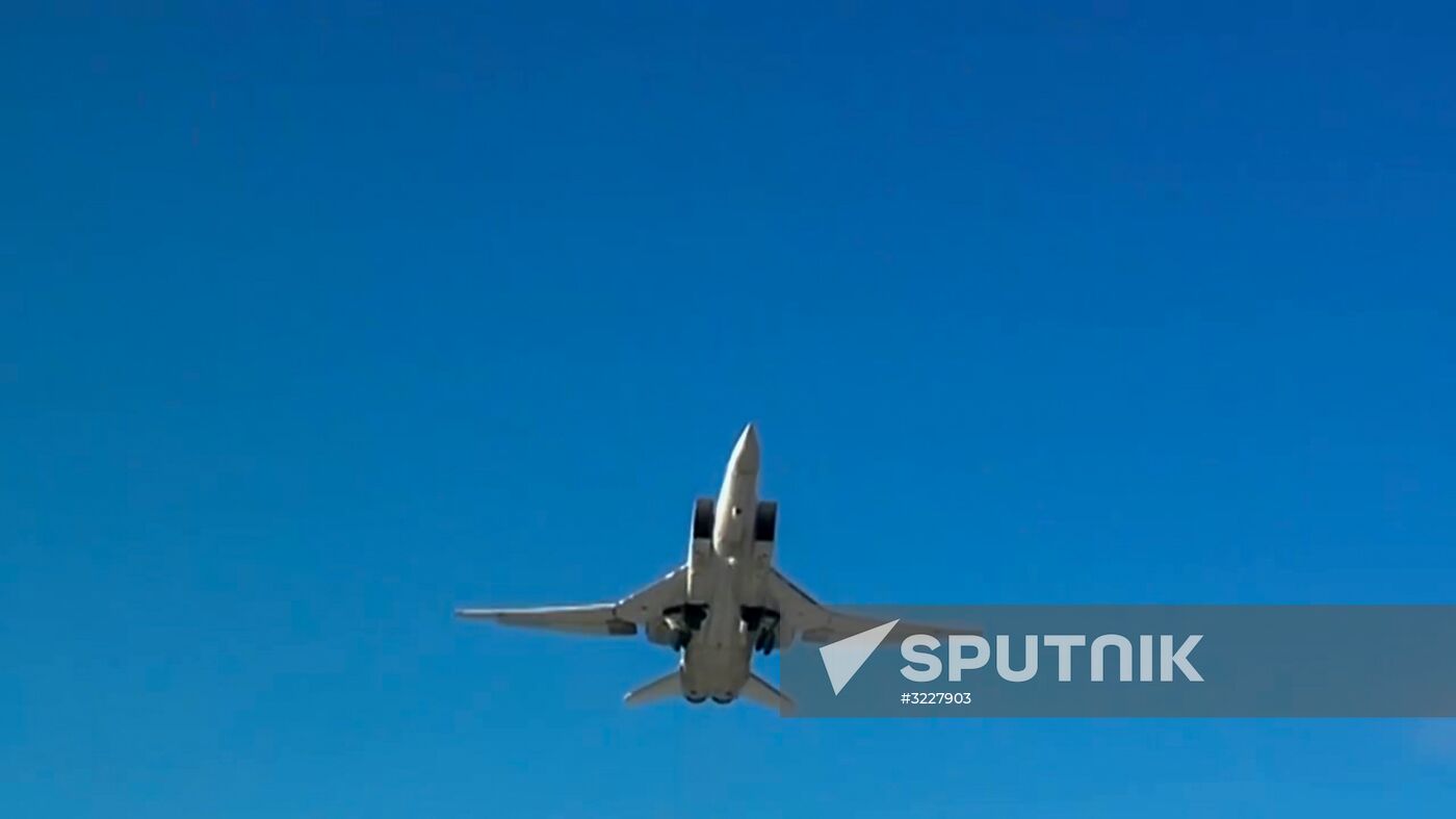 Russian warplanes and Kolpino submarine hit terrorist objects in Syria