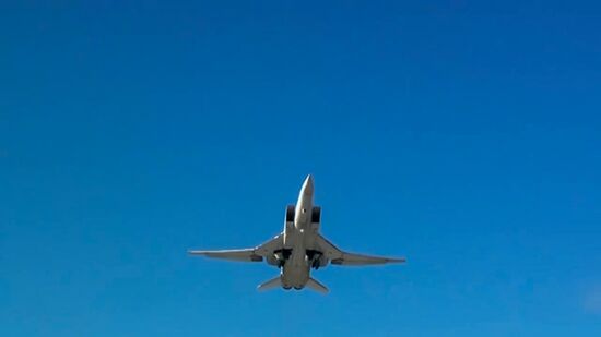 Russian warplanes and Kolpino submarine hit terrorist objects in Syria