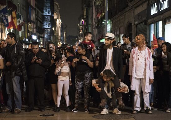 Mexico City celebrates the Day of the Dead