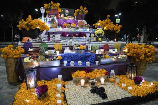 Mexico City celebrates the Day of the Dead