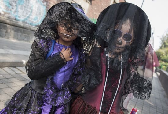 Mexico City celebrates the Day of the Dead