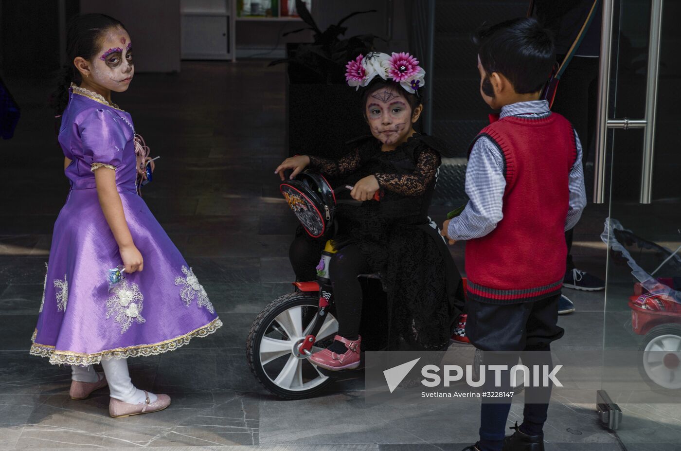 Mexico City celebrates the Day of the Dead