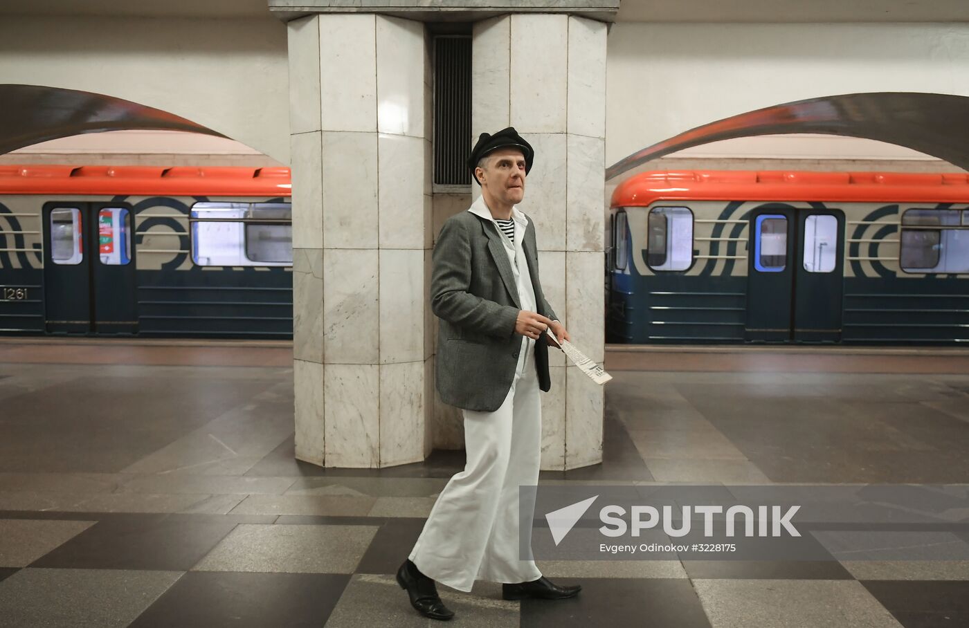 Night tour of the Moscow metro