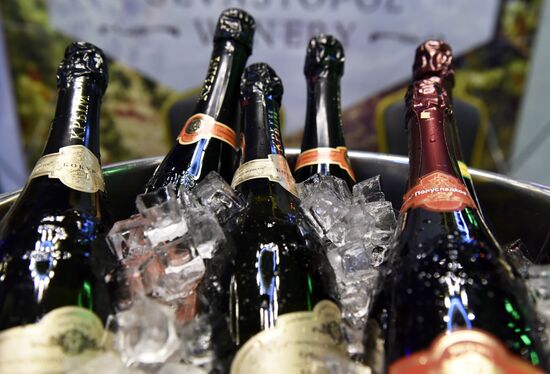NovemberFest gastronomy festival in Crimea
