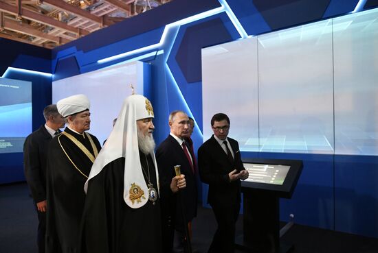President Vladimir Putin visited Russia Focused on the Future exhibition