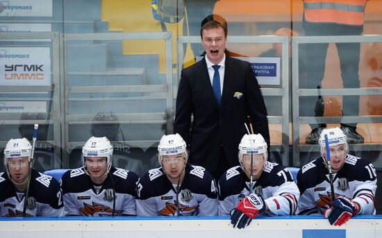 Kontinental Hockey League. Avtomobilist vs. Metallurg