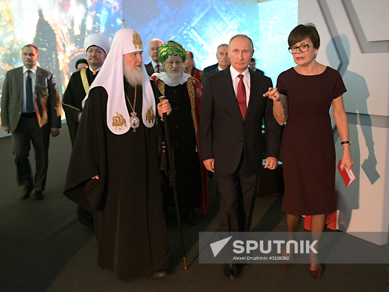 President Vladimir Putin visits Russia Focused On The Future exhibition