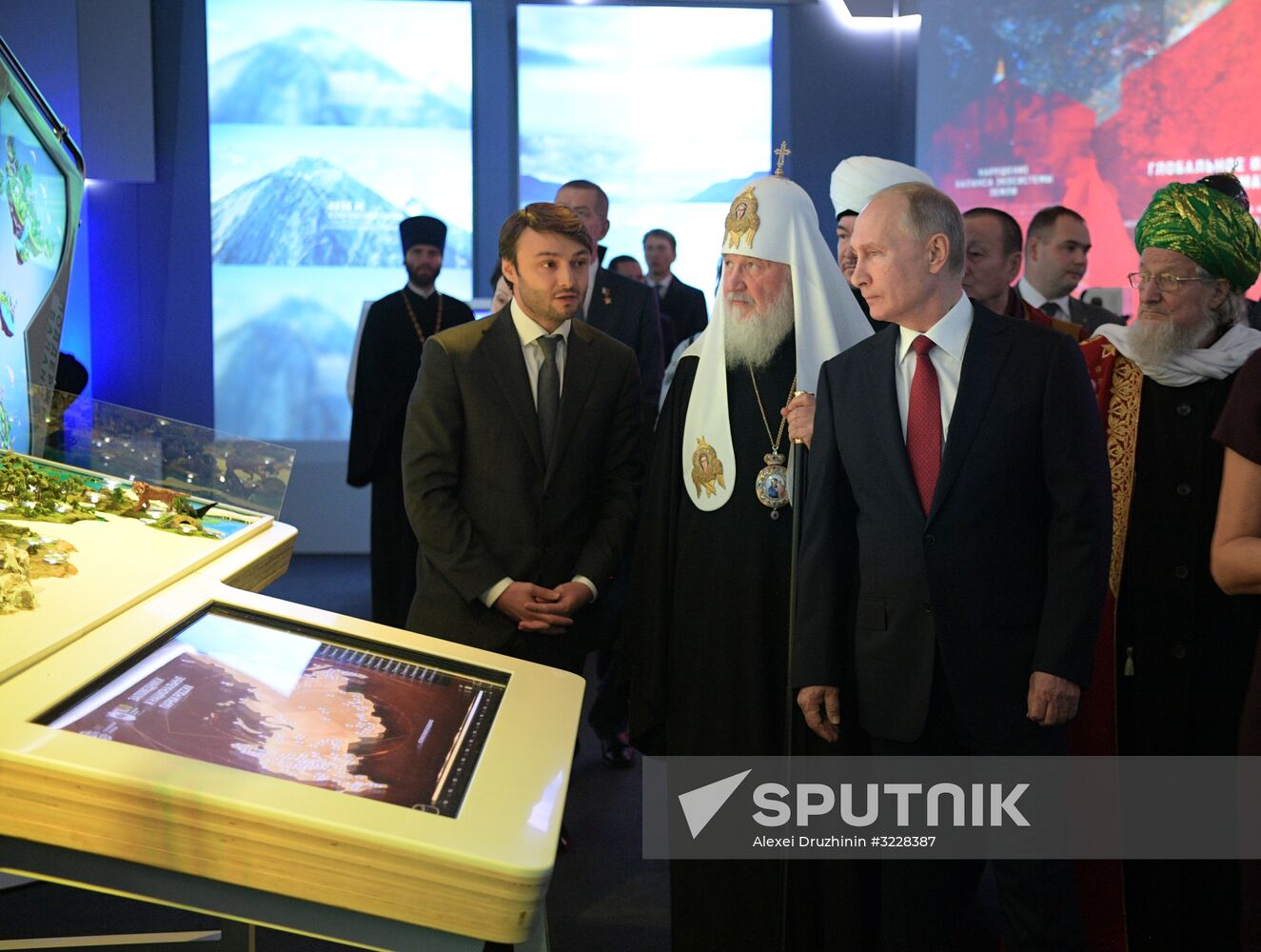 President Vladimir Putin visits Russia Focused On The Future exhibition