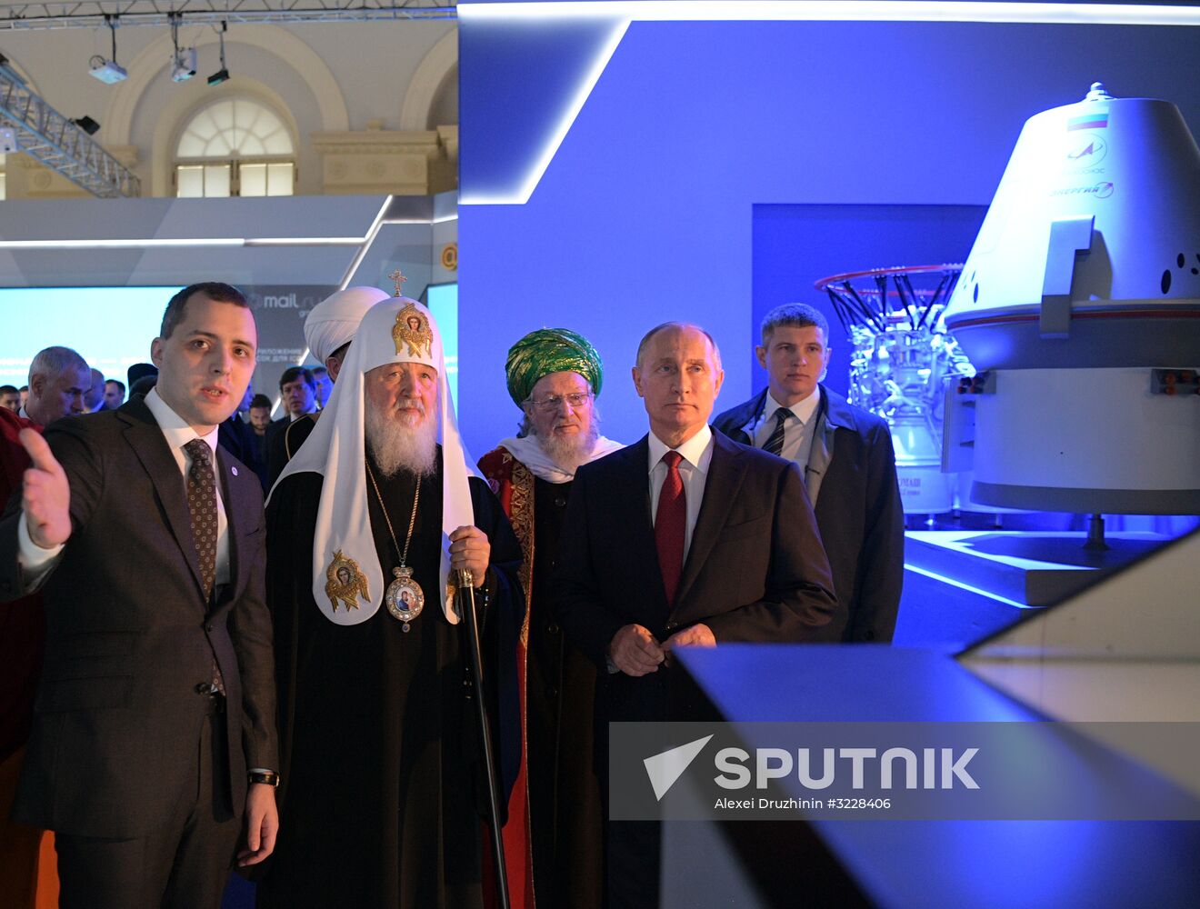 President Vladimir Putin visits Russia Focused On The Future exhibition