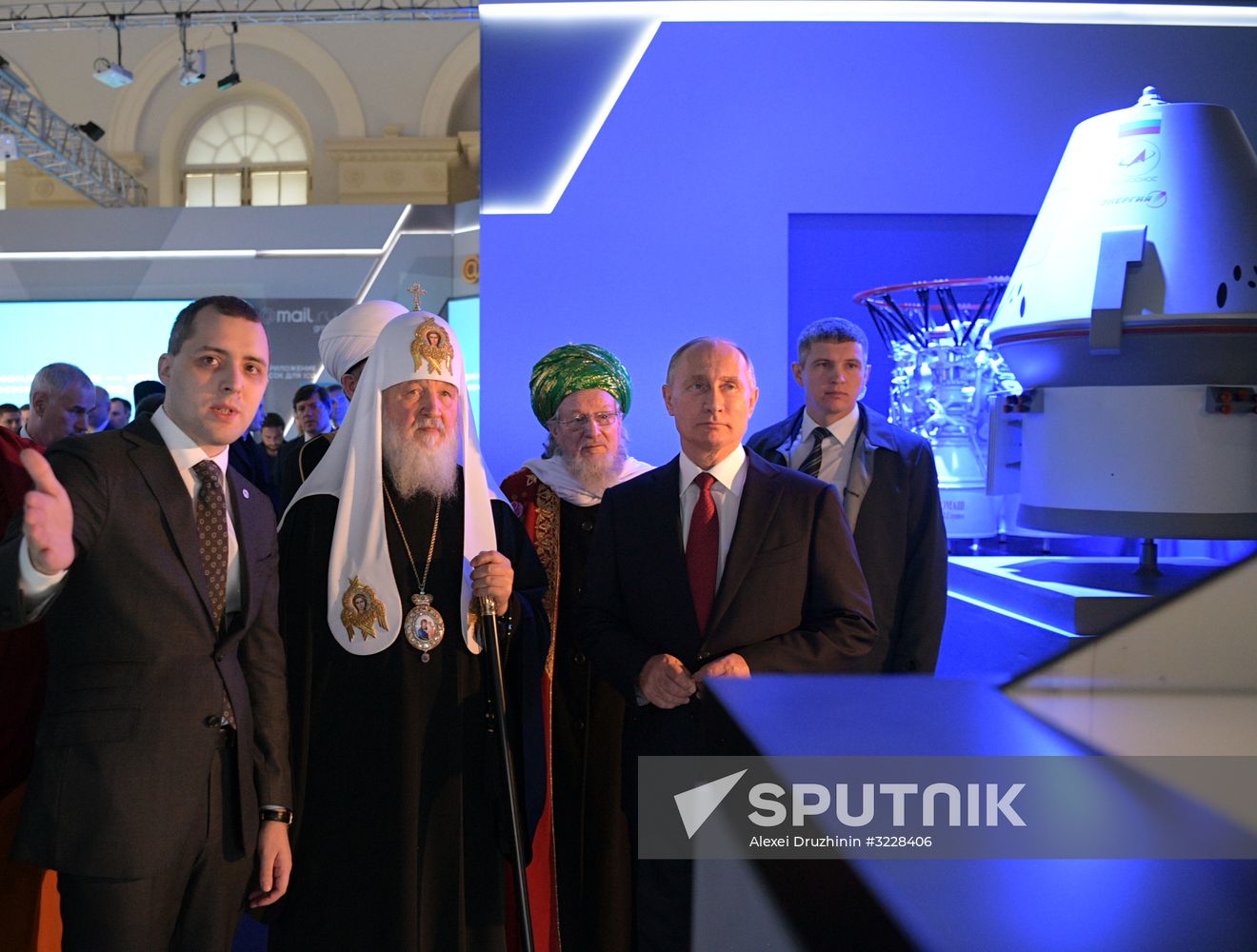 President Vladimir Putin visits Russia Focused On The Future exhibition