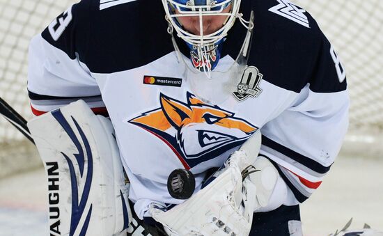 Kontinental Hockey League. Avtomobilist vs. Metallurg