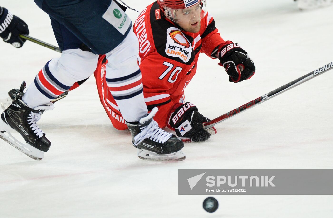 Kontinental Hockey League. Avtomobilist vs. Metallurg
