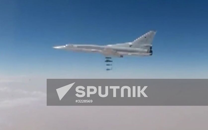 Tu-22M3 long-range bombers hit terrorist targets in Syria