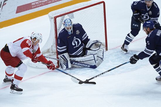 Kontinental Hockey League. Dynamo Moscow vs. Spartak