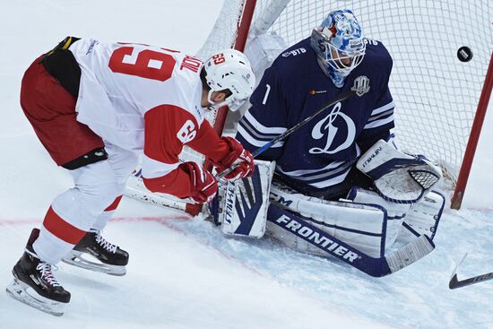 Kontinental Hockey League. Dynamo Moscow vs. Spartak