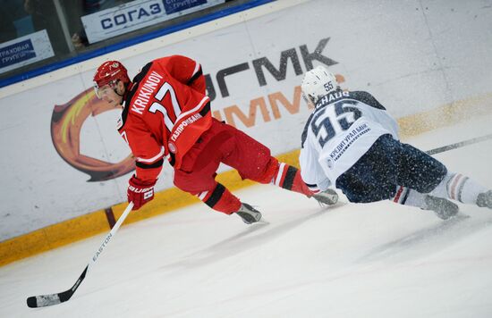Kontinental Hockey League. Avtomobilist vs. Metallurg