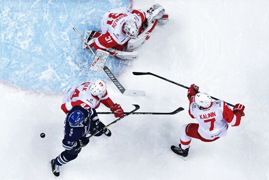 Kontinental Hockey League. Dynamo Moscow vs. Spartak