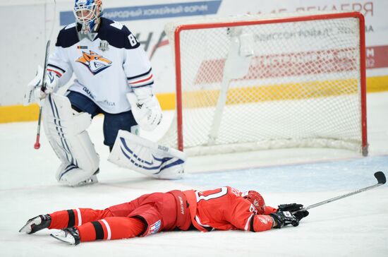 Kontinental Hockey League. Avtomobilist vs. Metallurg