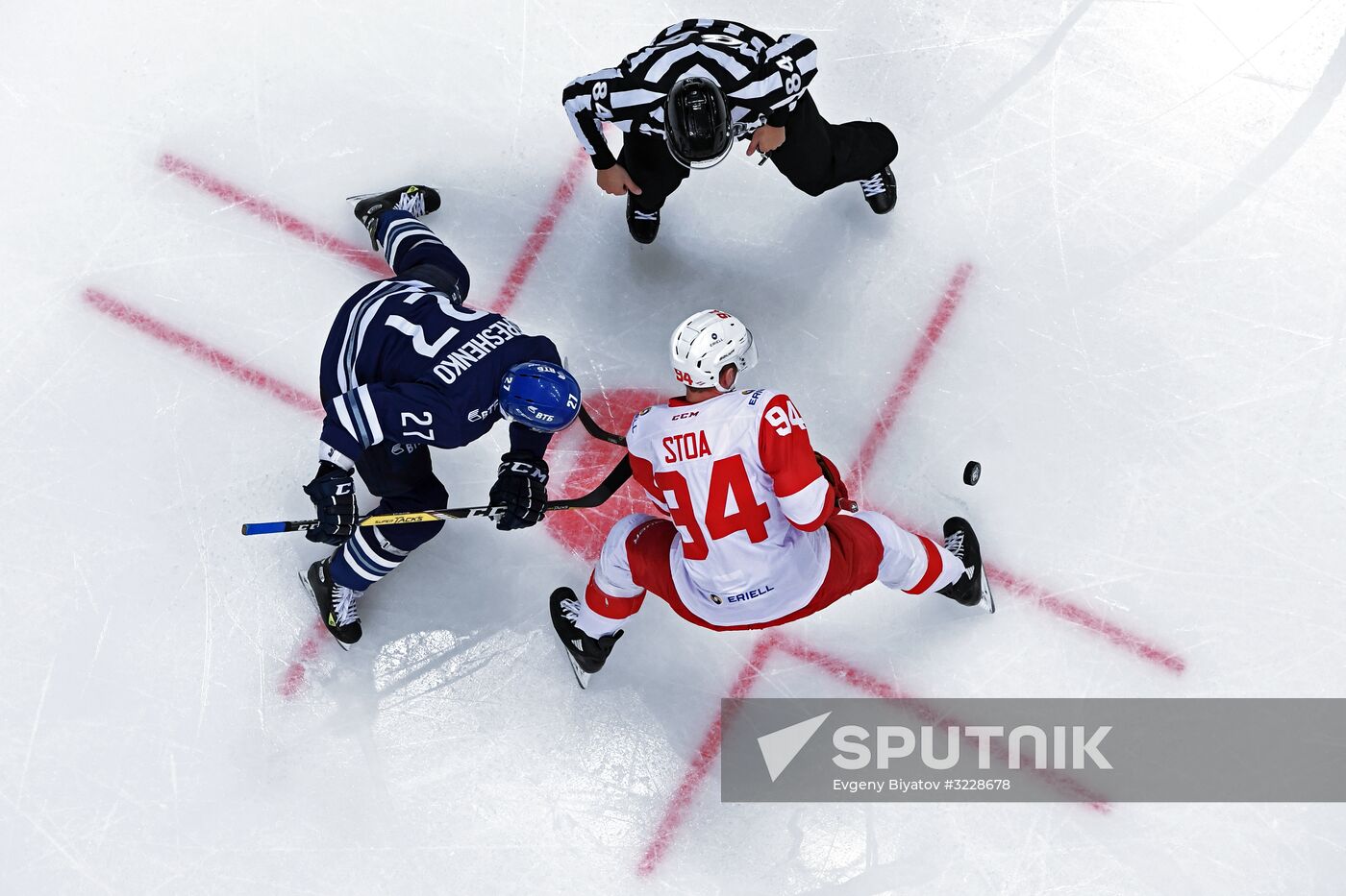 Kontinental Hockey League. Dynamo Moscow vs. Spartak
