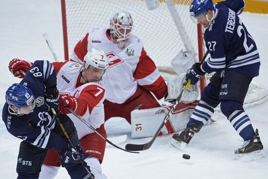 Kontinental Hockey League. Dynamo Moscow vs. Spartak